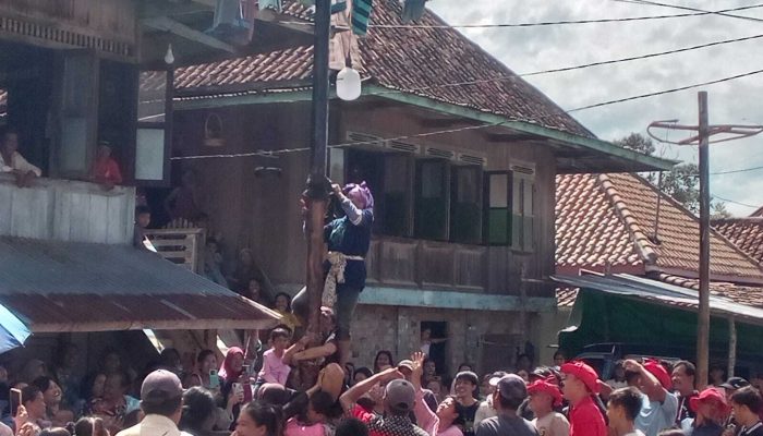 Orkes Melayu Iringi Semarak HUT ke-80 RI di Desa Pedagan, OKU Selatan