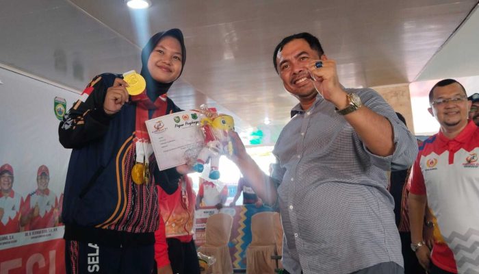 Torehan Gemilang, Marta Lena Persembahkan 3 Emas Perdana untuk OKU Selatan