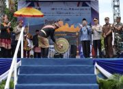 Bupati OKU Selatan, Abusama SH Resmi Buka Festival Danau Ranau 2025