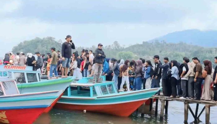 Momentum Libur Tahun Baru 2026, Danau Ranau OKU Selatan Jadi Magnet Wisatawan
