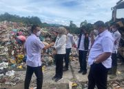 Sekda OKU Selatan Tinjau Pengelolaan Sampah di TPA Pelawi, Dorong Perbaikan Sistem dan Infrastruktur