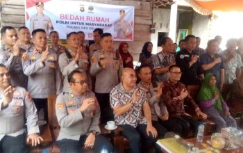 HUT Bhayangkara ke-80, Polres OKU Selatan Bedah Rumah Warga Kurang Mampu