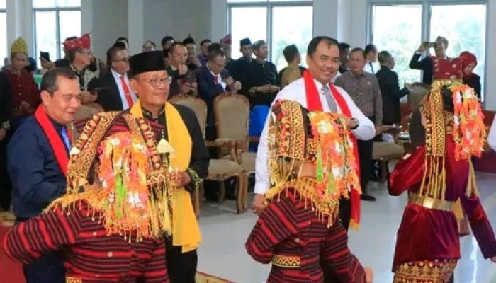 Calon Pengantin di OKU Selatan Wajib Tanam Pohon, Inovasi Hijau dari Bupati